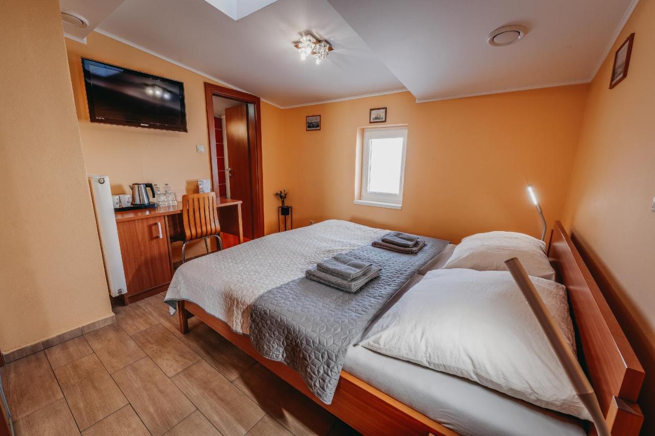 City Penzion Hotel Kosice Luaran gambar