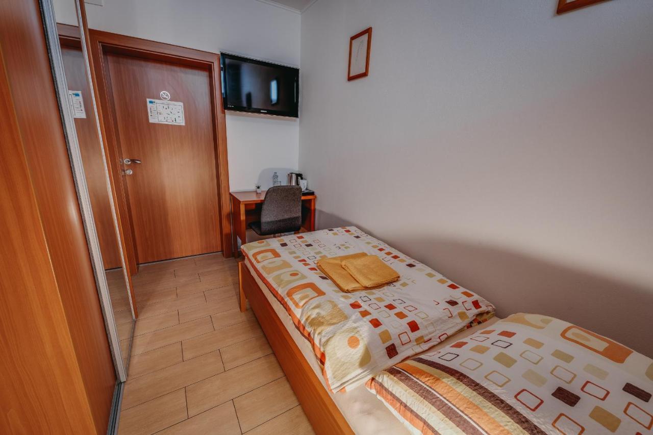 City Penzion Hotel Kosice Luaran gambar