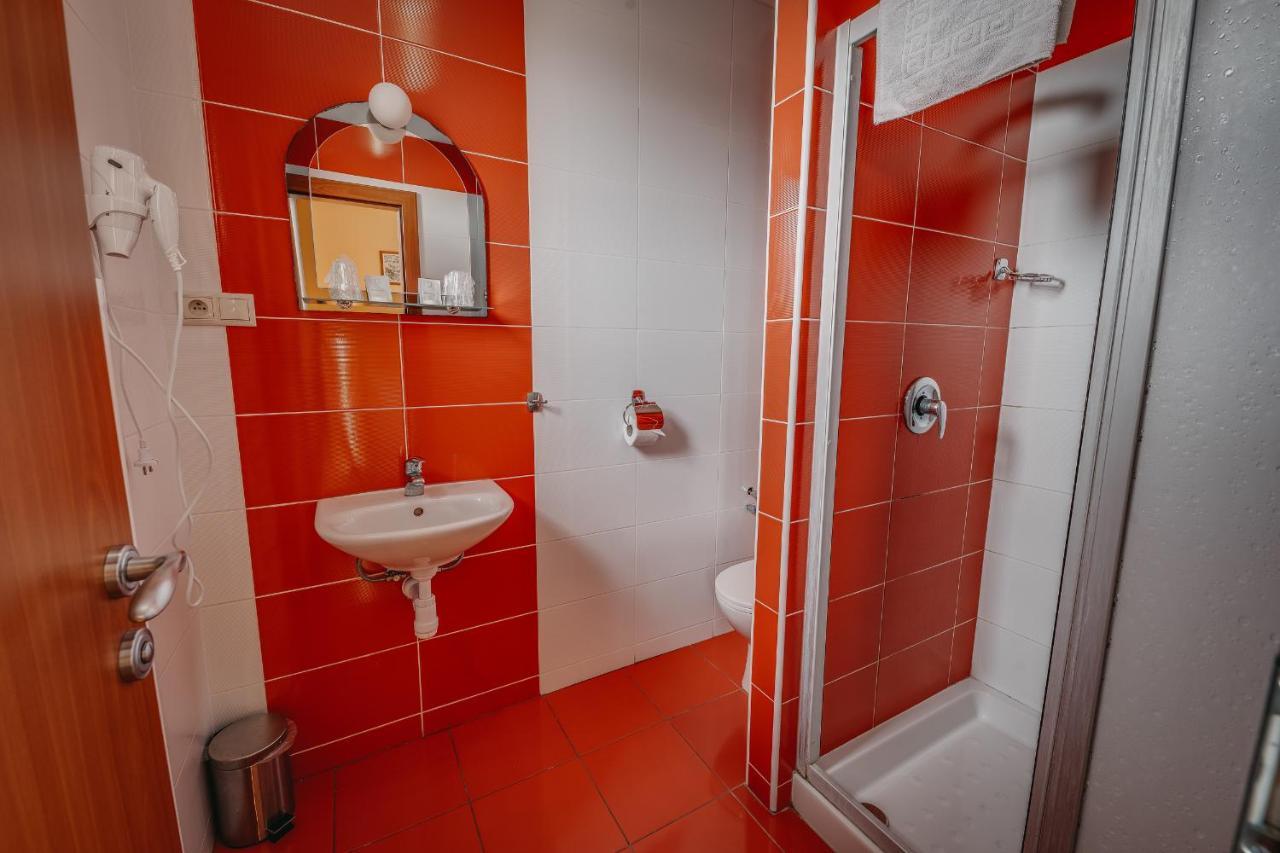 City Penzion Hotel Kosice Luaran gambar