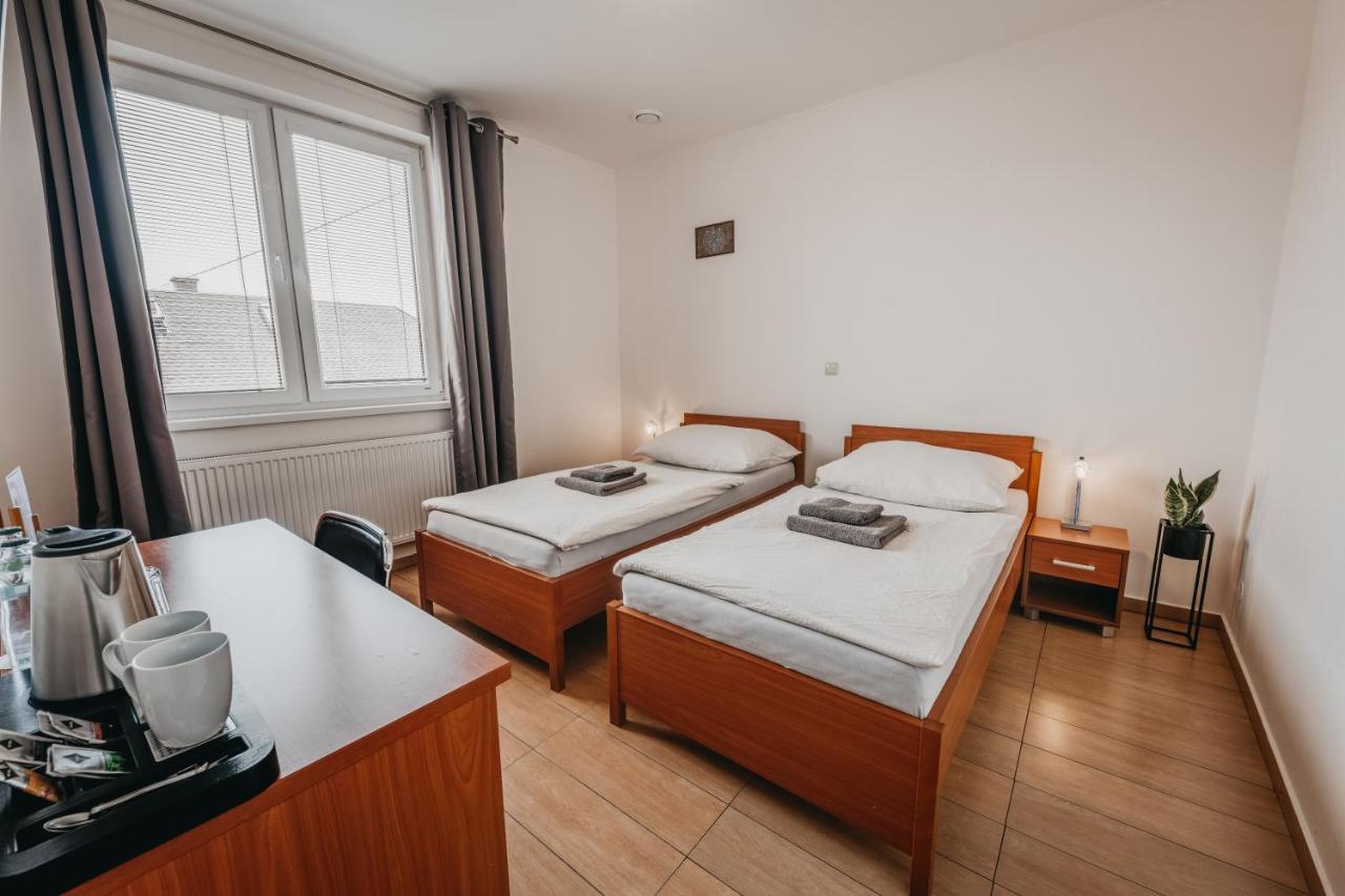 City Penzion Hotel Kosice Luaran gambar