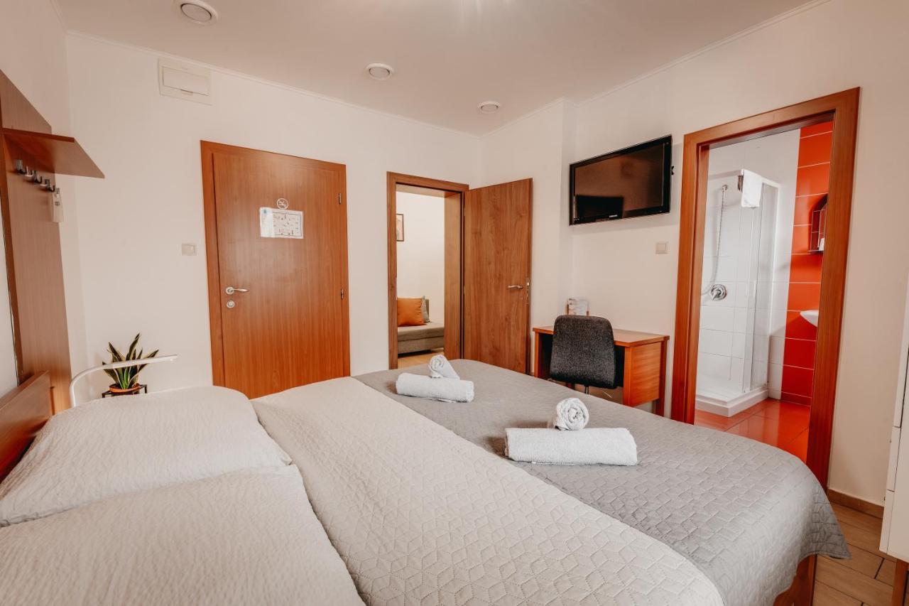 City Penzion Hotel Kosice Luaran gambar